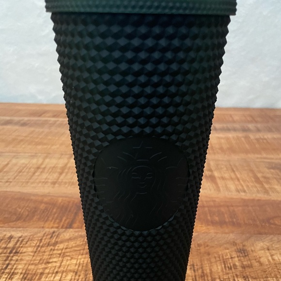 Starbucks Spring 2022 Studded Matte Green 24 oz Tumbler - Picture 2 of 5